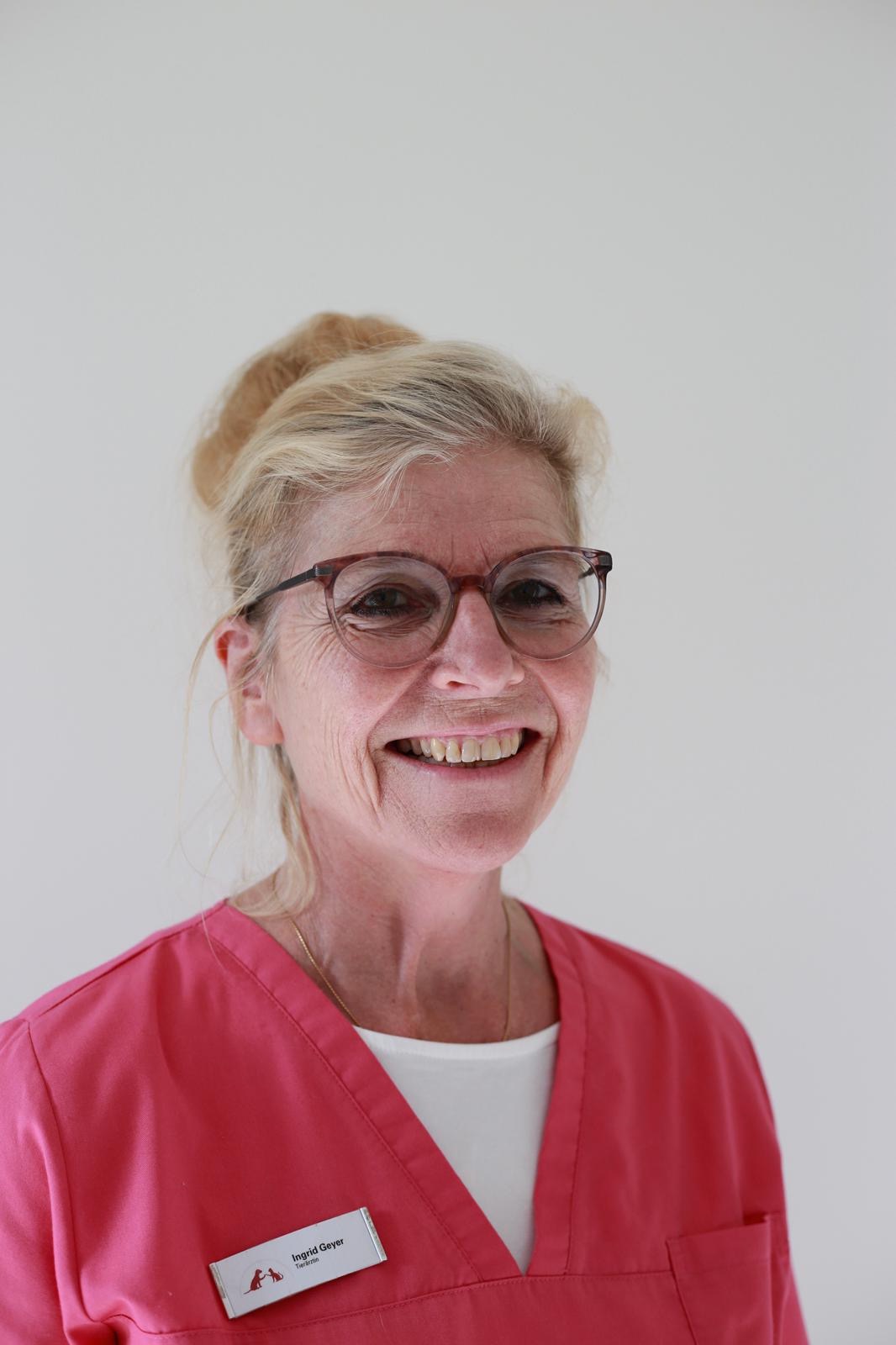 25-11-24 22-28-38 1398